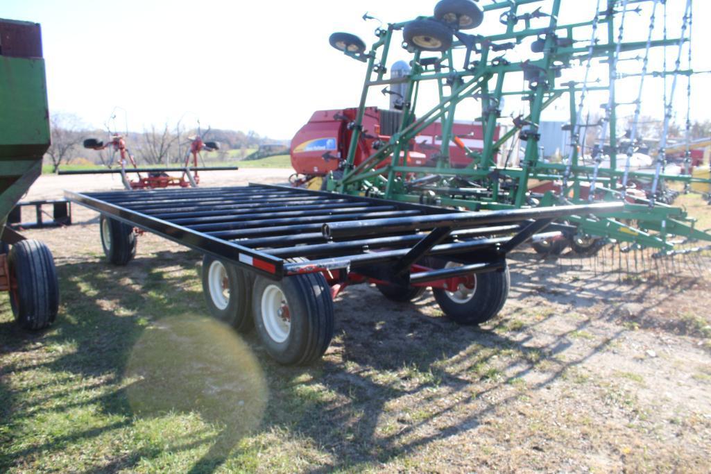 RD Bale Mover on EZ Trail 1274 Tandem Axle Gear