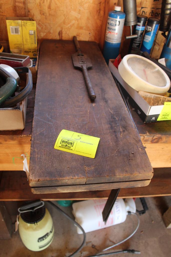 LARGE TAP AND DIE SET IN WOOD BOX