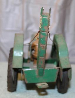 1/16 OLIVER 77 WITH MOUNTED CORN PICKER AND MAN, ONE FRONT WHEEL IS LOOSE