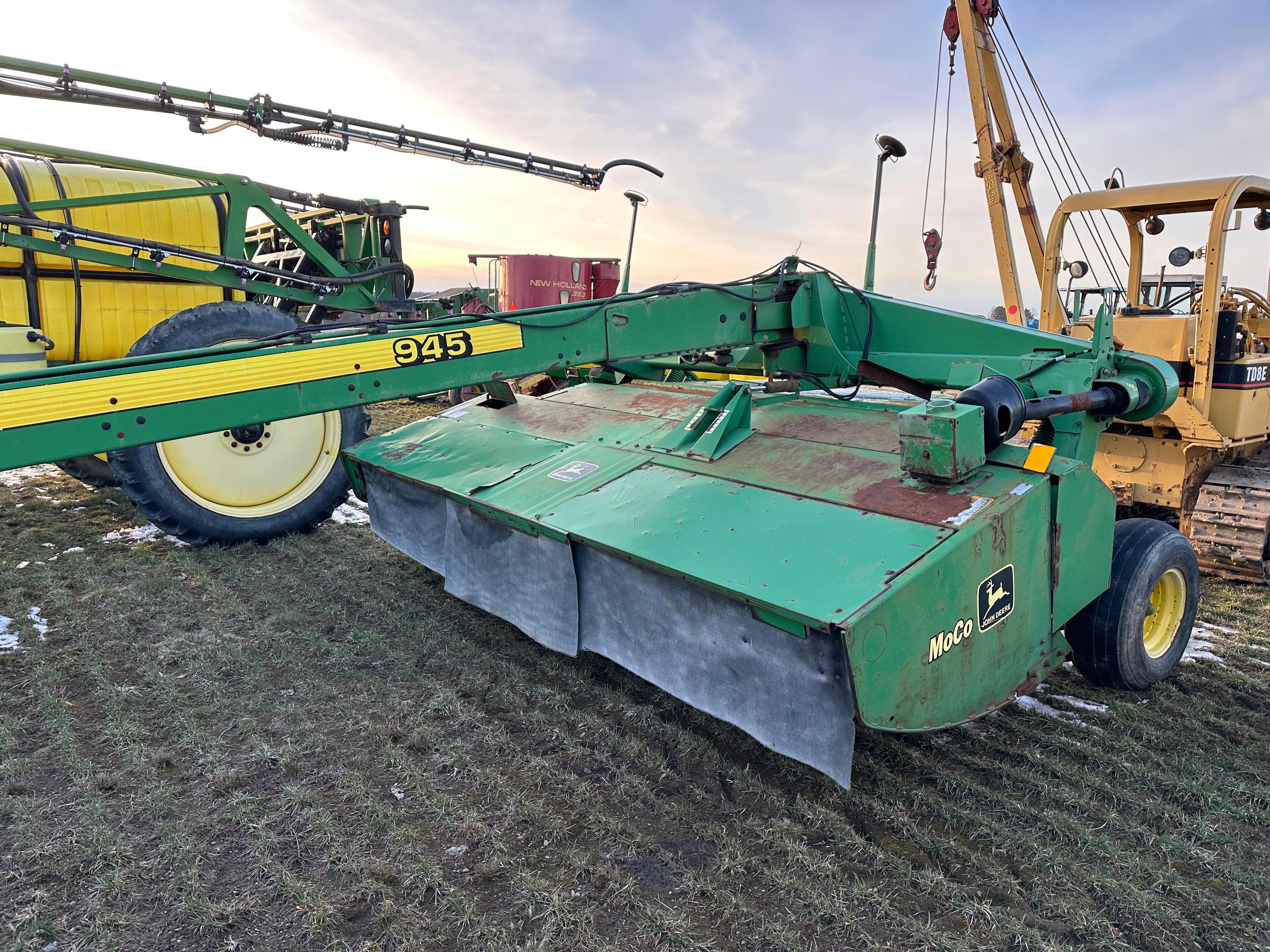 John Deere 945 MOCO, 13’ Cutting Width, Flail Conditioner