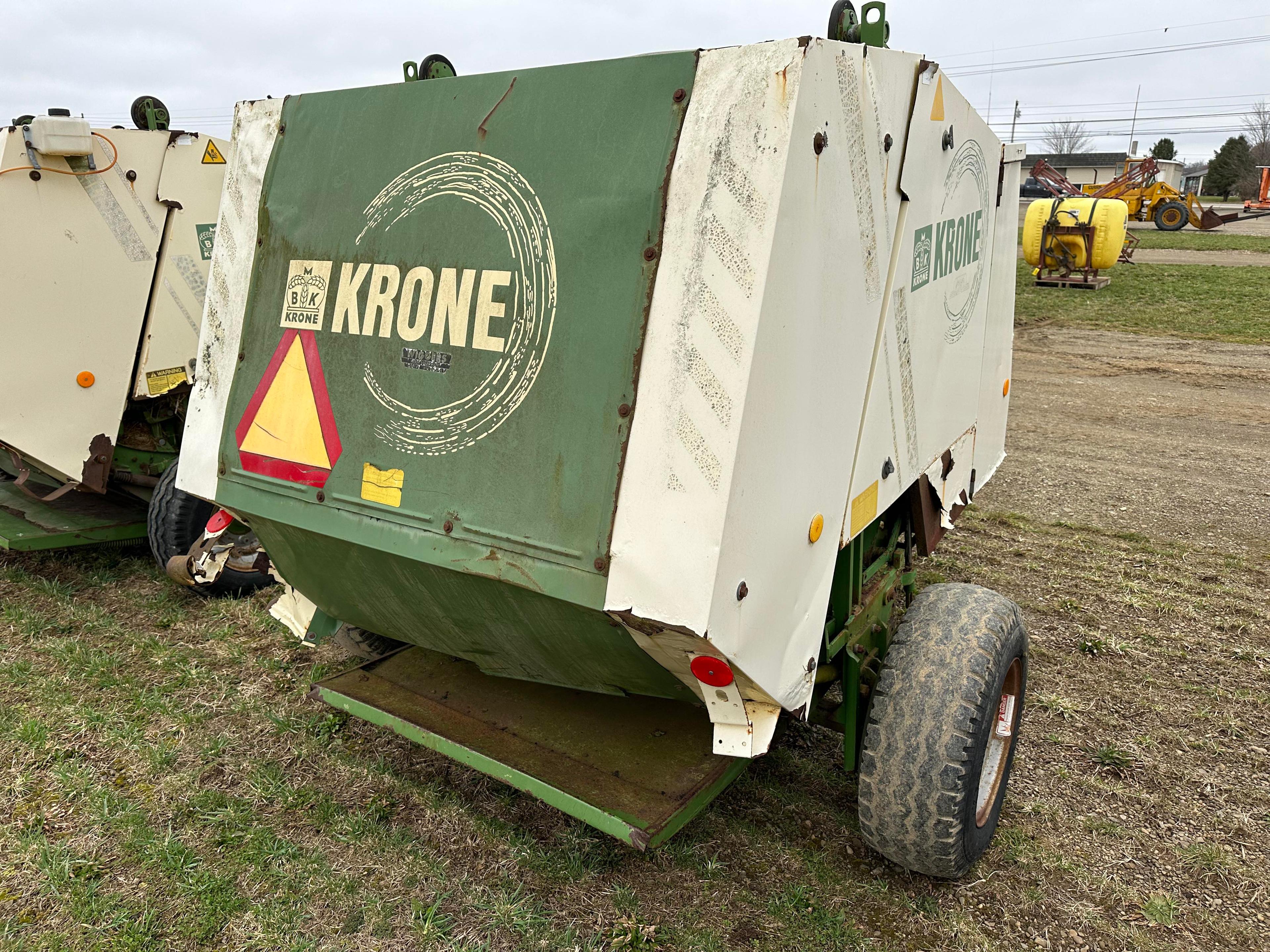 Krone KR130 Round Baler, 4X4