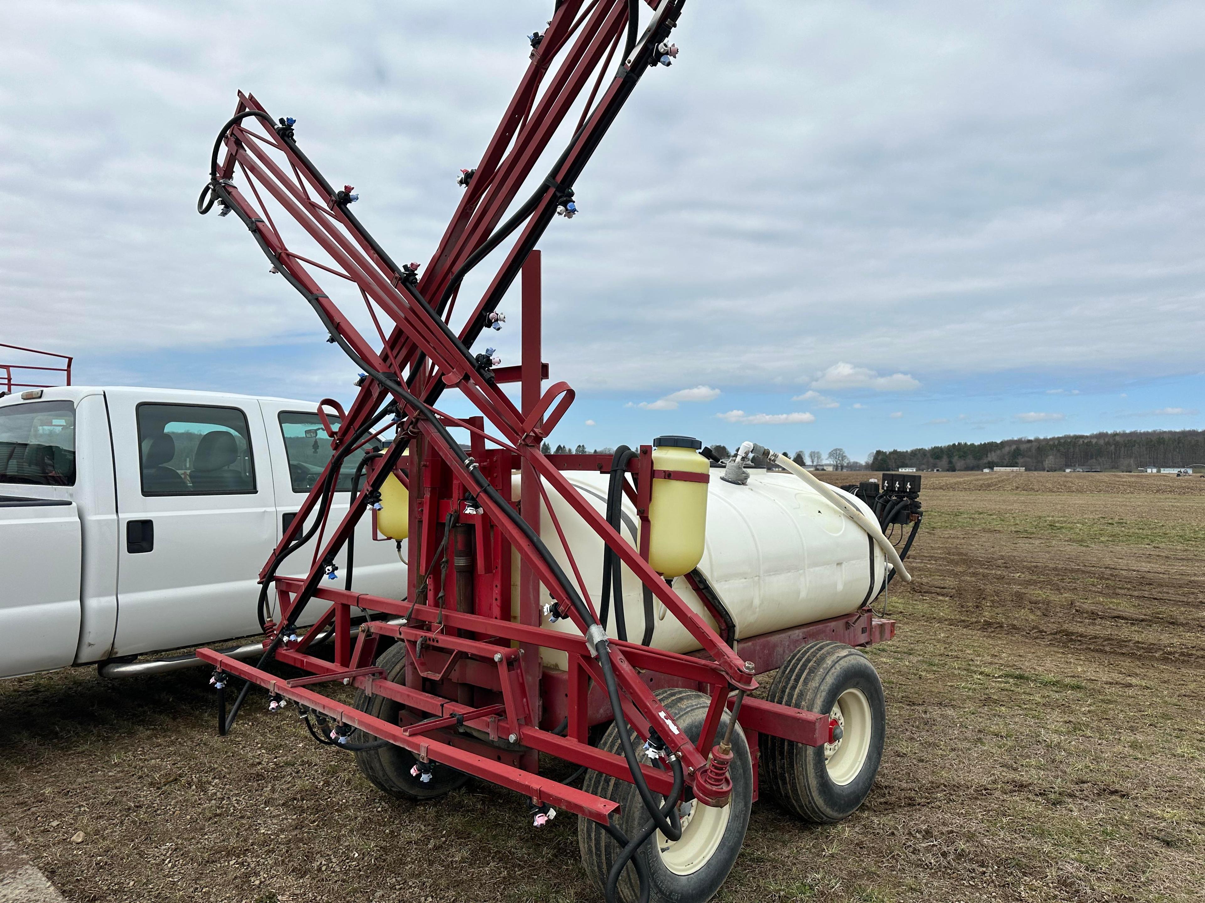 Hardi TR500G  500 Gallon Tandem Axle Sprayer With 45’ Boom