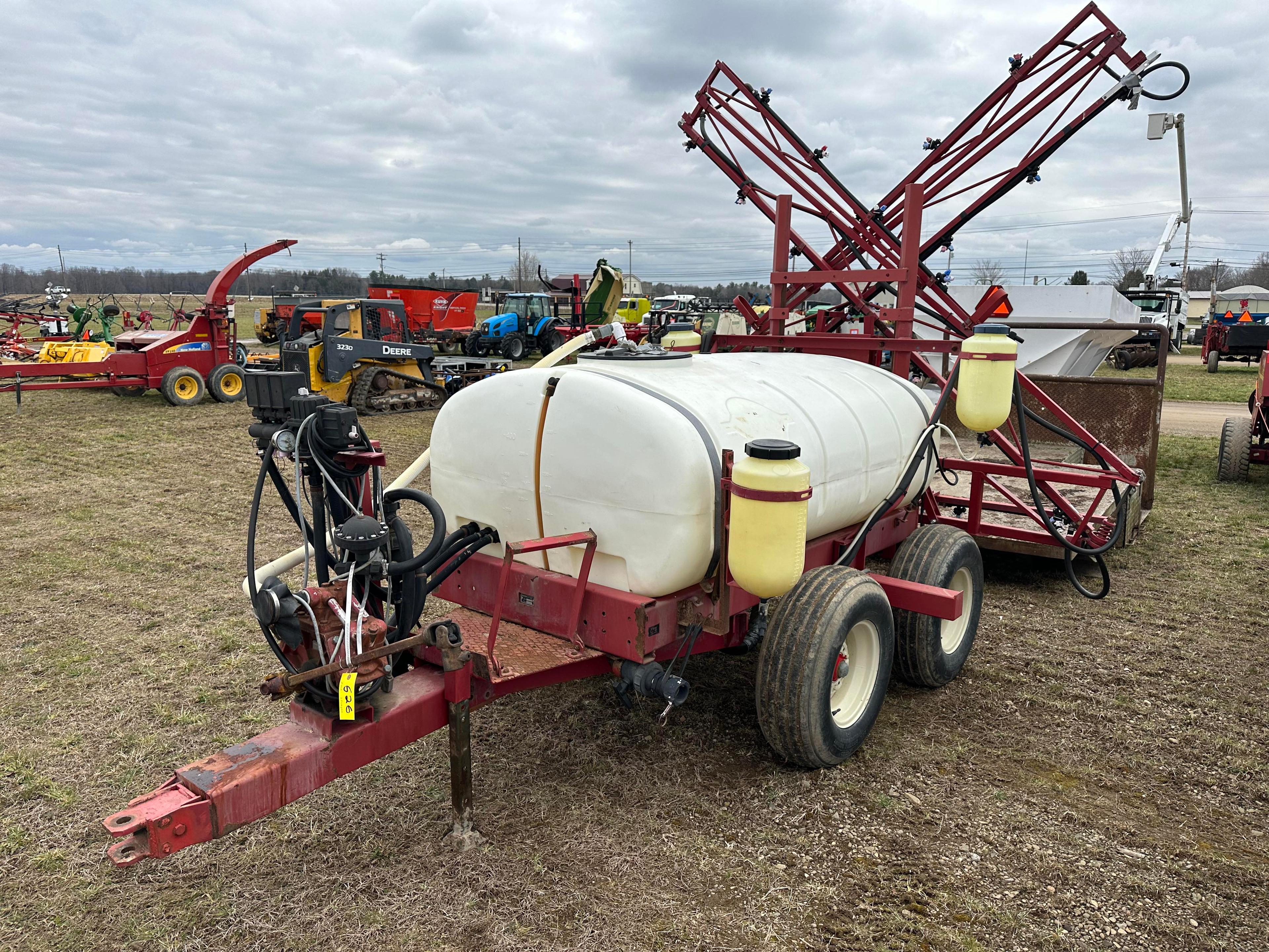 Hardi TR500G  500 Gallon Tandem Axle Sprayer With 45’ Boom