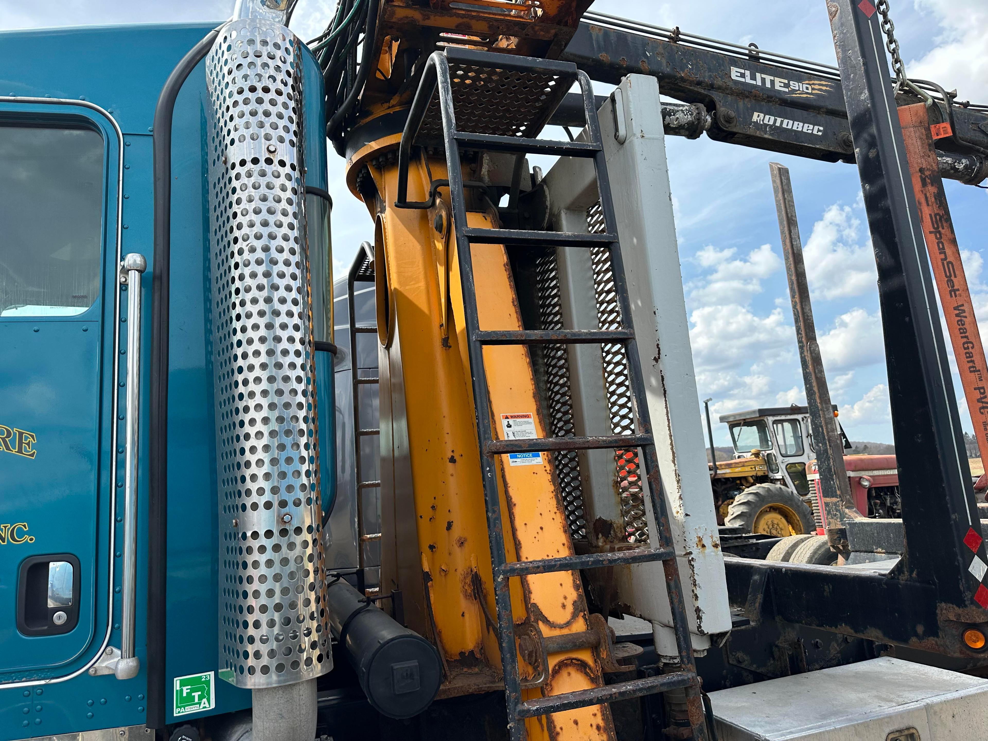 2012 Kenworth T800 Log Truck