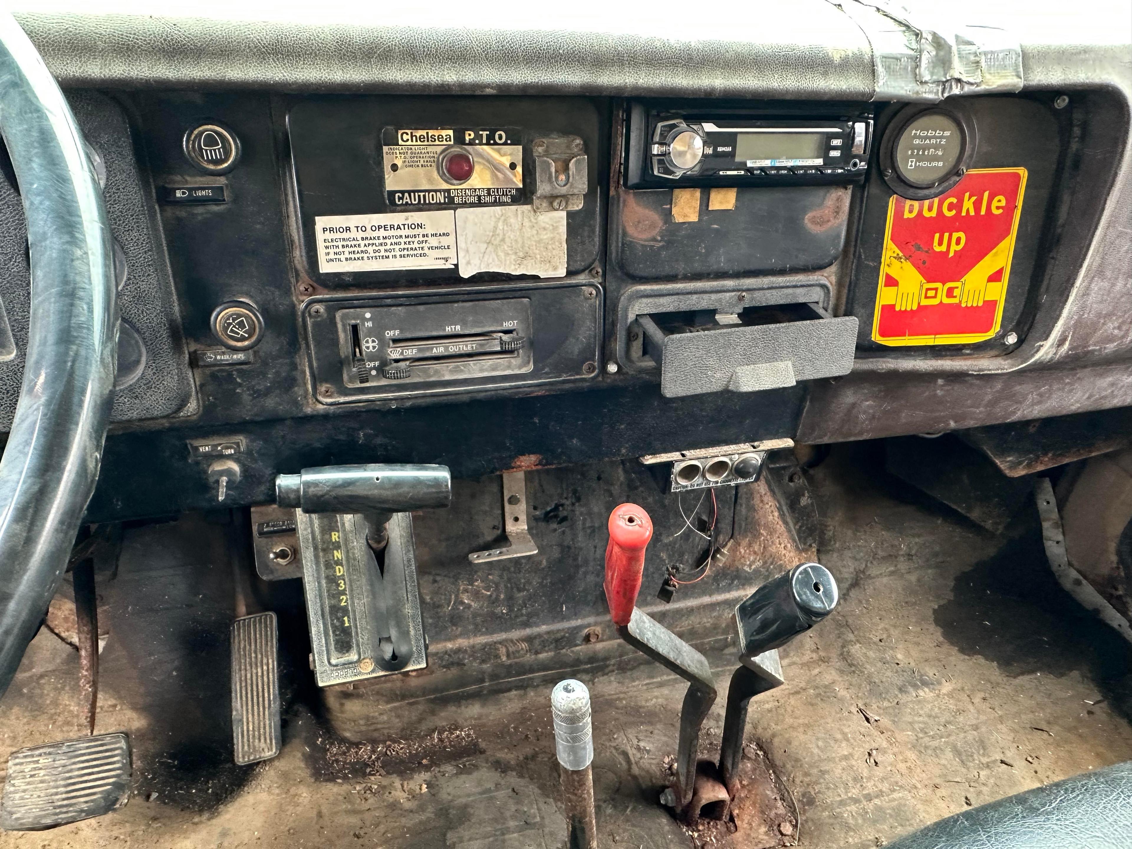 1986 International Model 1754 Single Axle Dump Truck