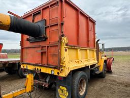 1986 International Model 1754 Single Axle Dump Truck