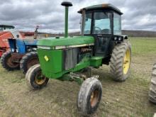 John Deere 2950  2WD Cab Tractor