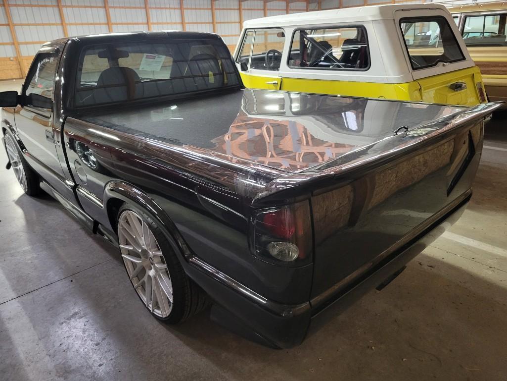 2001 Chevy S-10 Black Custom