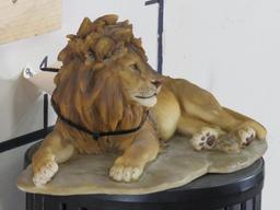 Resin Lion Statue Approx 17.5"Lx9.5"Wx7 1/4"T