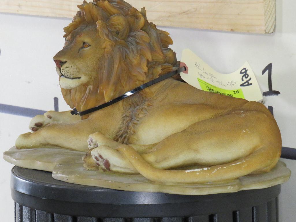 Resin Lion Statue Approx 17.5"Lx9.5"Wx7 1/4"T