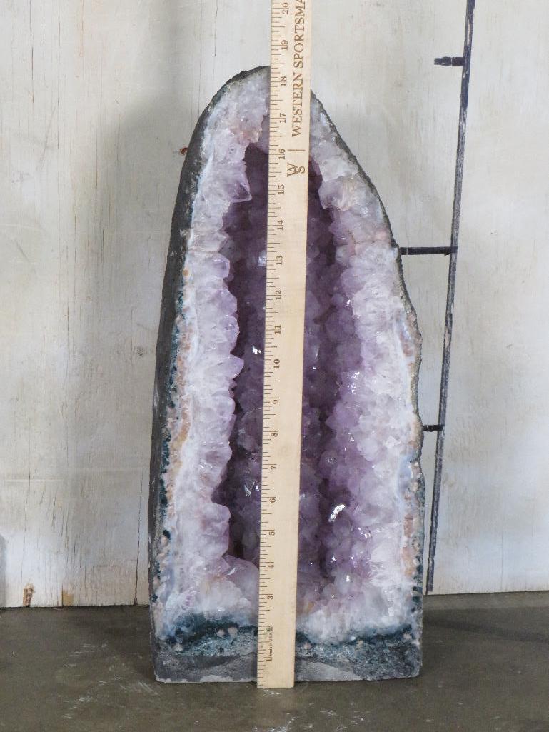 Big Beautiful Amethyst Geode Cathedral Weight 40lbs ROCKS & MINERALS