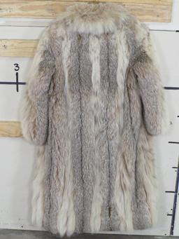 Very Nice Alixandre New York Fur Coat -No Size but appears M-L Good Condition