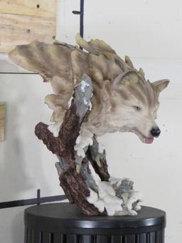 Resin Wolf Statue DECOR