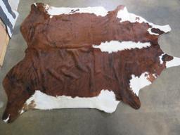 Brand New Beautiful XL Cowhide Rug TAXIDERMY