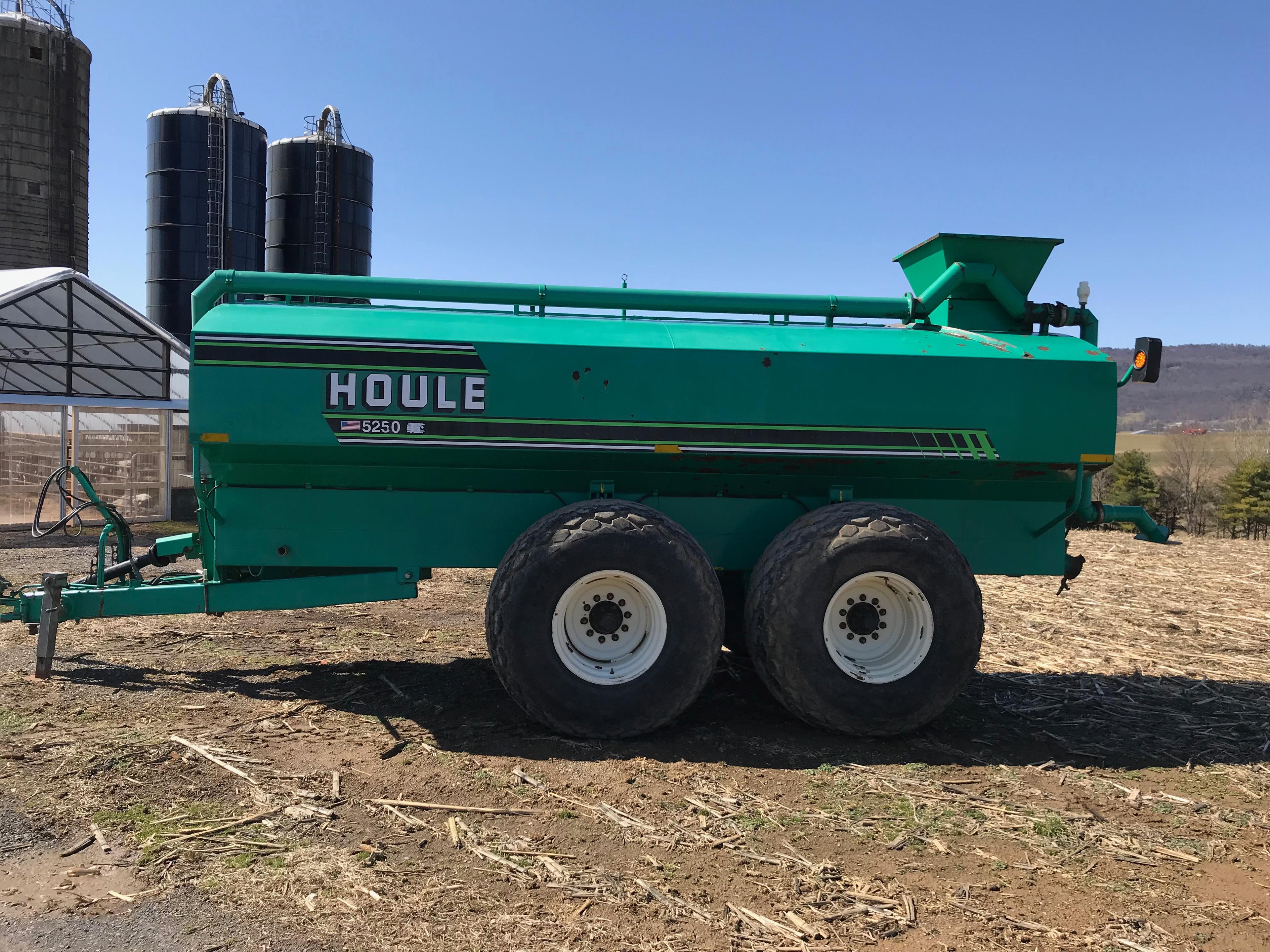 Houle 5250 Liquid Manure Spreader Tank