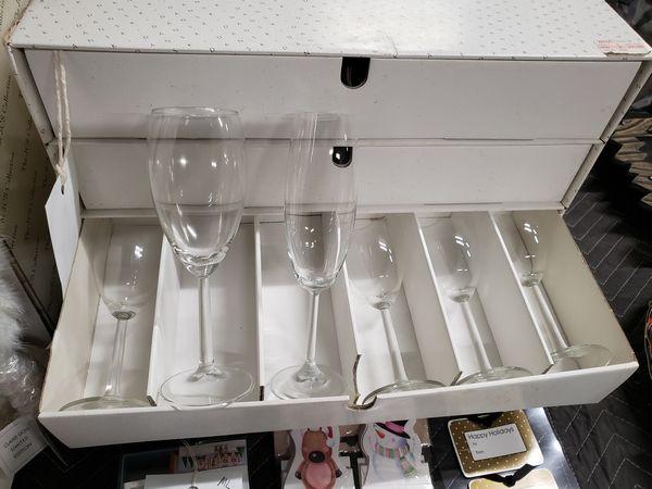 DANSK SET OF 23 WINE GLASSES IN STORAGE BOX