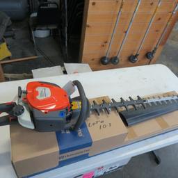 New Husqvarna 522 HD 60S Hedge Trimmer in Box