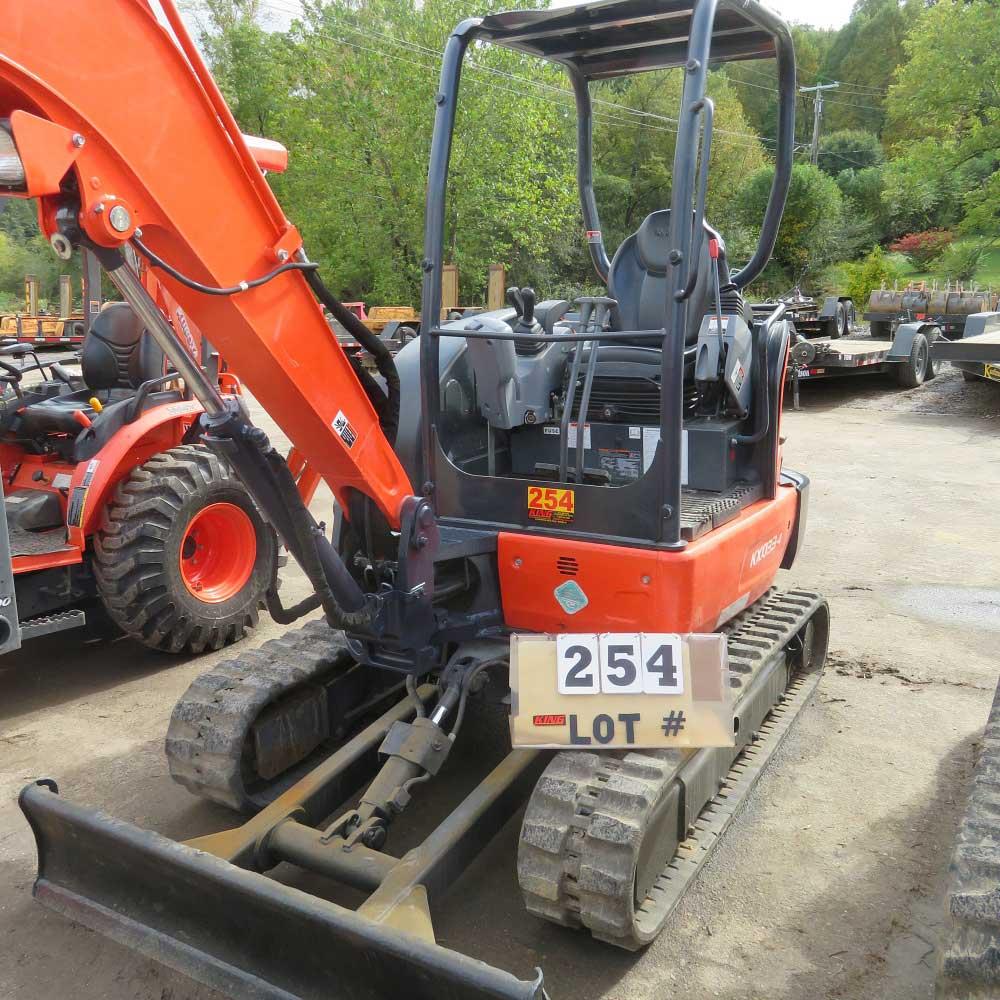 Kubota KXO33-4 Compact Excavator, 1786 Hrs.