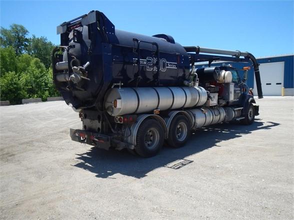 2006 Sterling L9500 Vac/Jetter Combo Truck