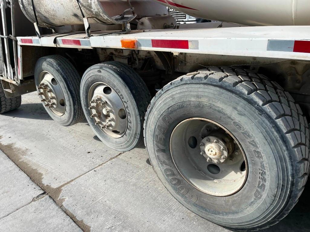 1997 Advance 330 Front Discharge Mixer Truck