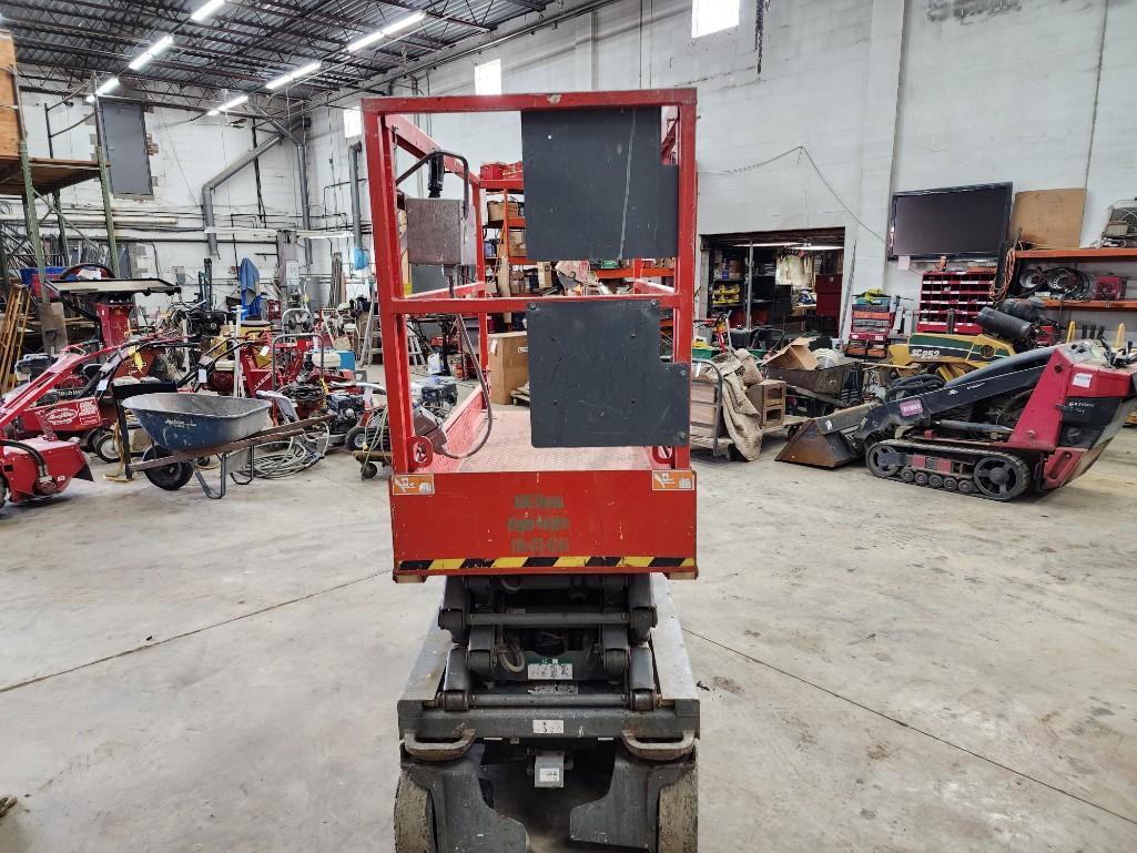 2012 Skyjack SJIII3219 550 Lb Cap Scissorlift