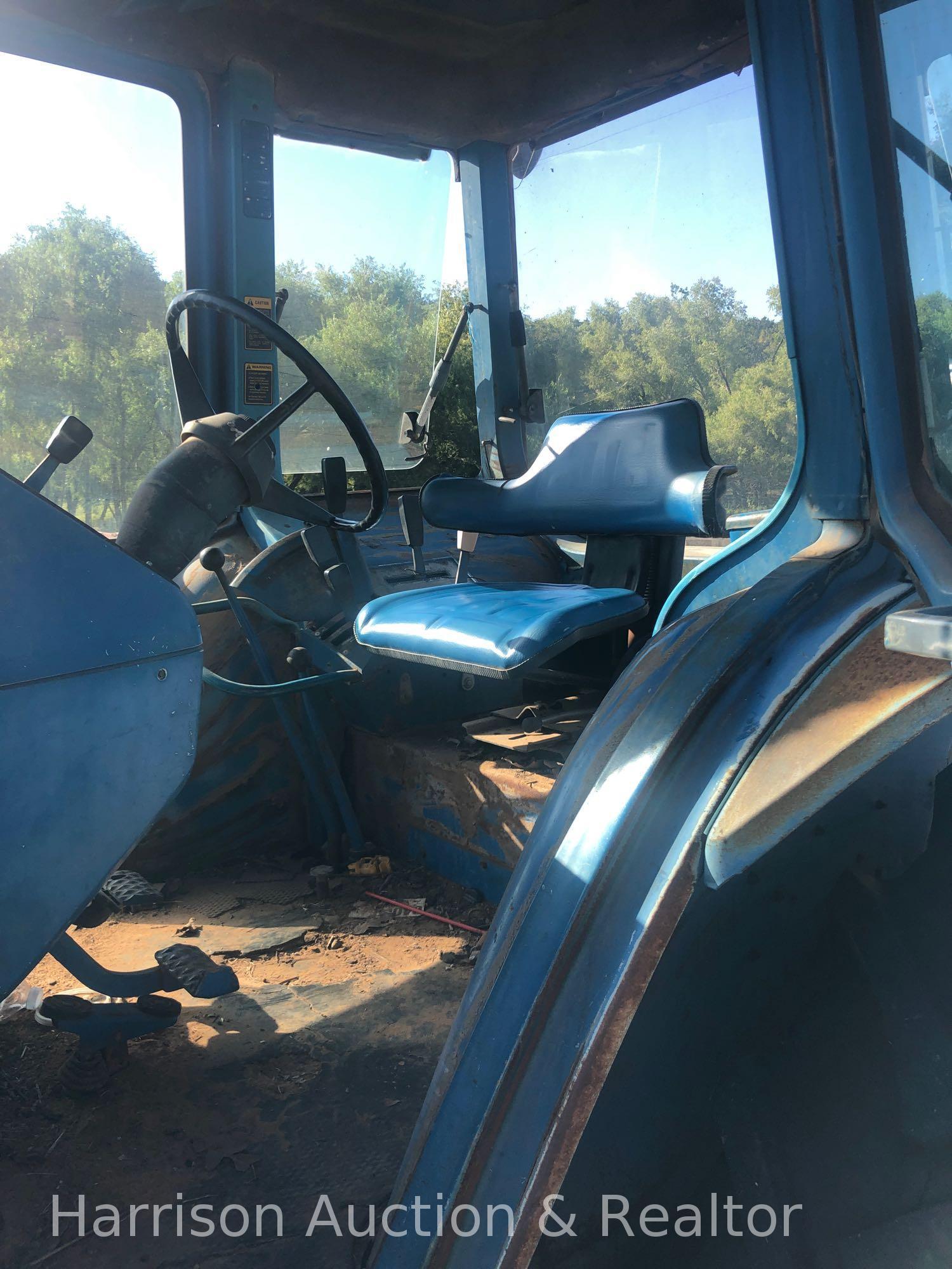 1976 7700 Ford tractor