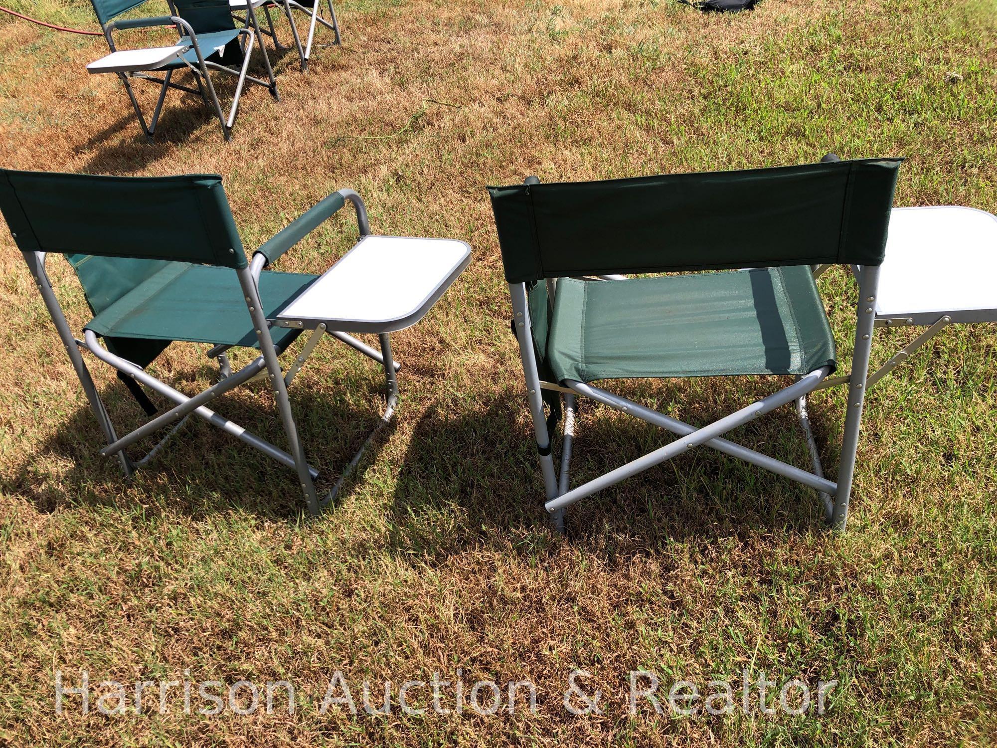 Set of two foldable green chairs with table and pockets