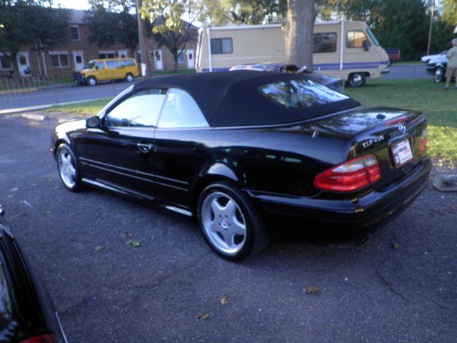 2000 Mercedes-Benz CLK430 Convertible.V8 automatic.All original. NO RESERVE