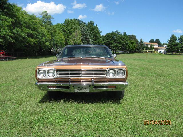 1969 Plymouth Satellite 2 door hardtop Coupe.Tinted Windshield.AM/FM radio.