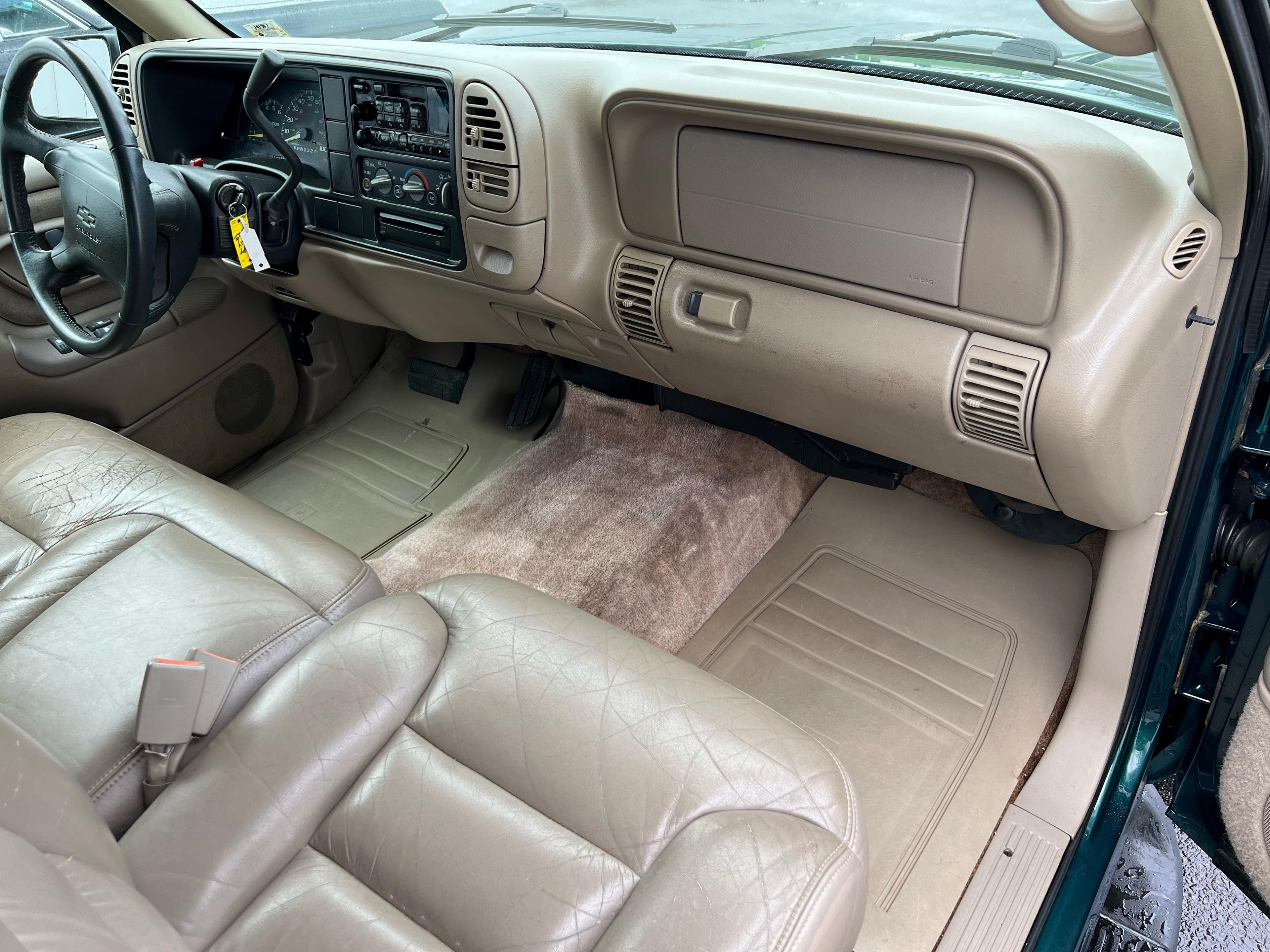 1997 Chevrolet Tahoe LT SUV. 5.7 Liter 8 Cylinder. Automatic. Air Condition