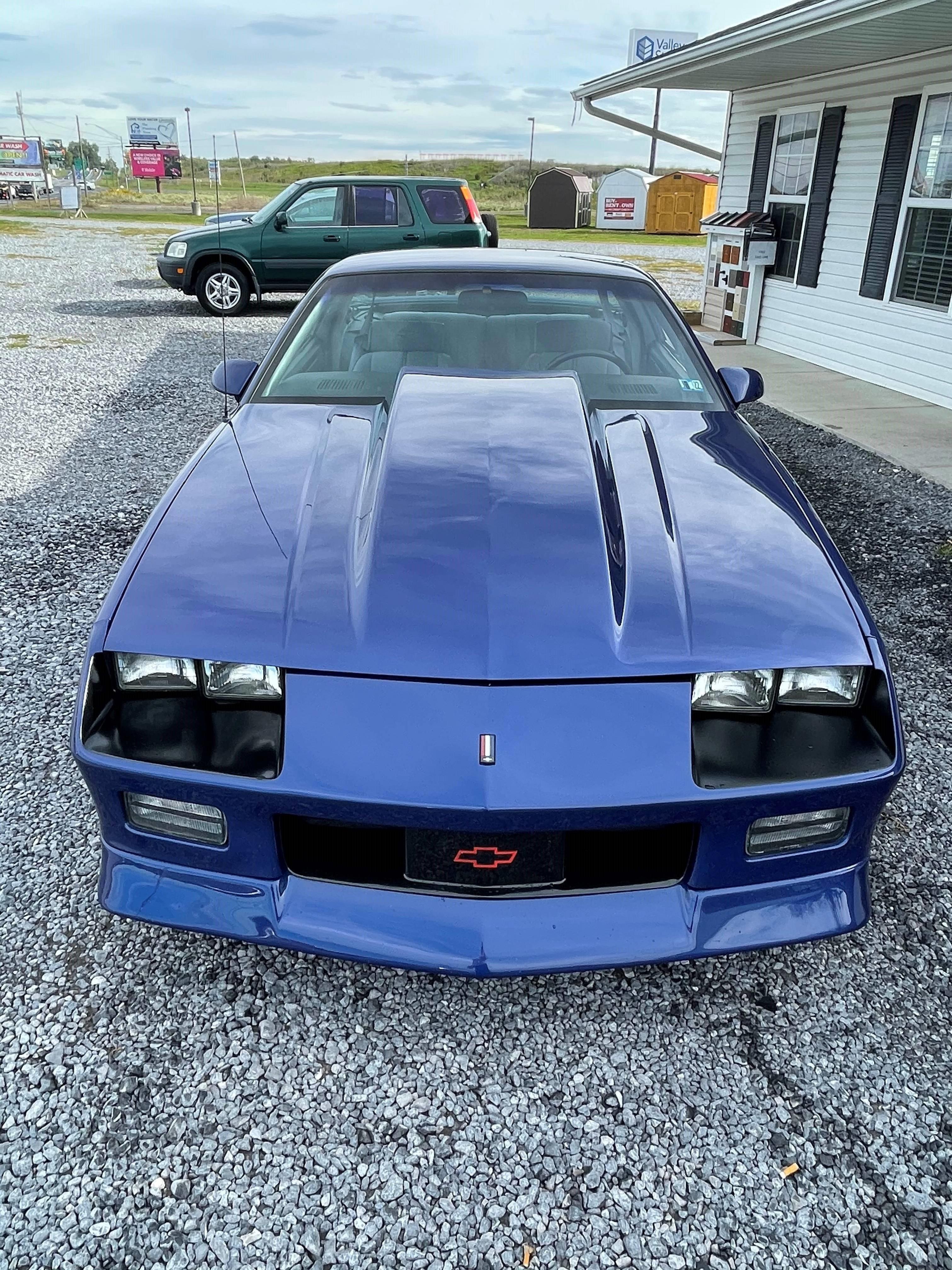 1992 Chevrolet Camaro Coupe. Has been modified. Super clean no rust. Low ac