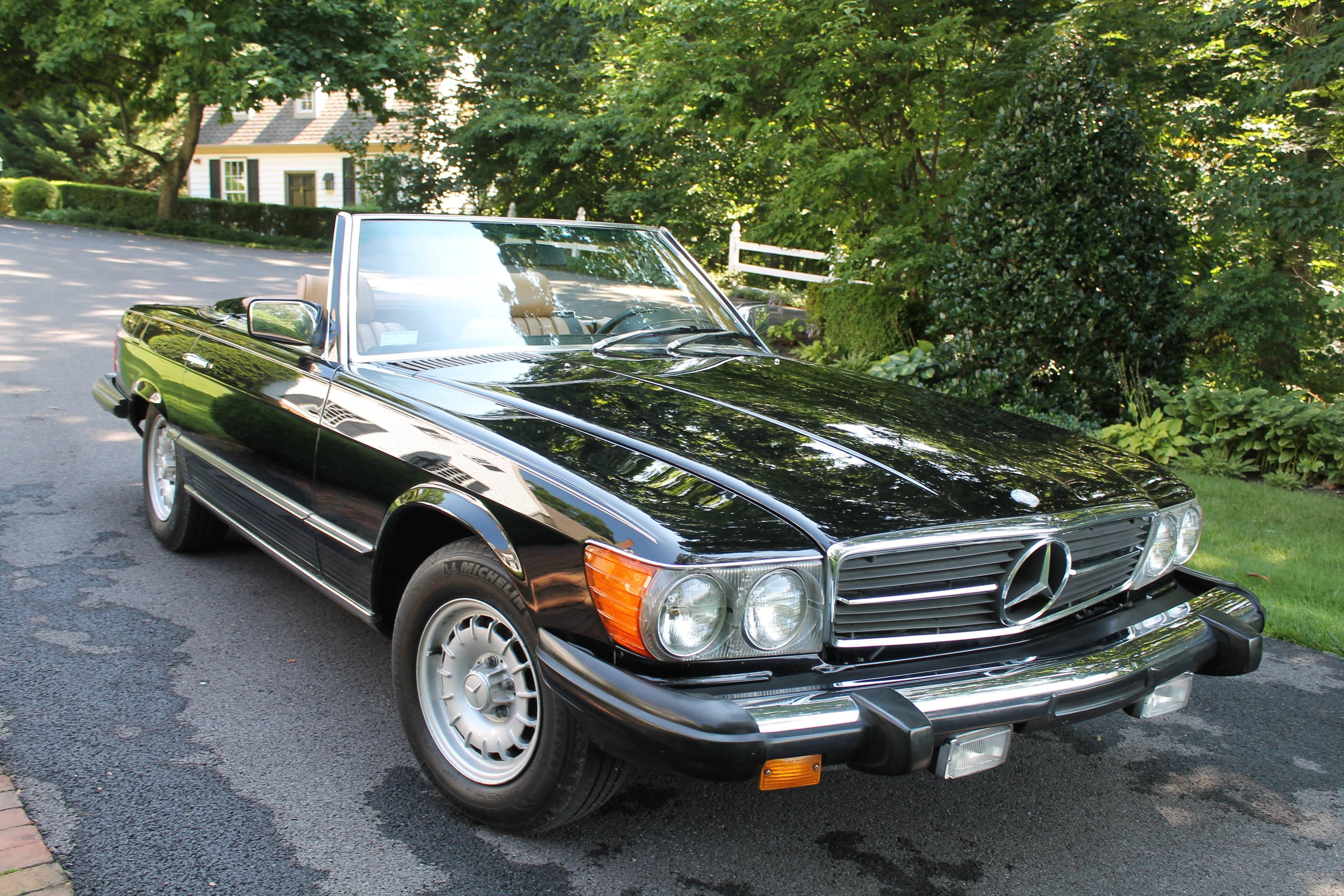 1983 Mercedes-Benz 380 SL Convertible. 83,000 actual miles as stated on tit