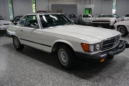 1985 Mercedes-Benz 380SL Convertible. 3.8 liter V8 engine. Automatic transm