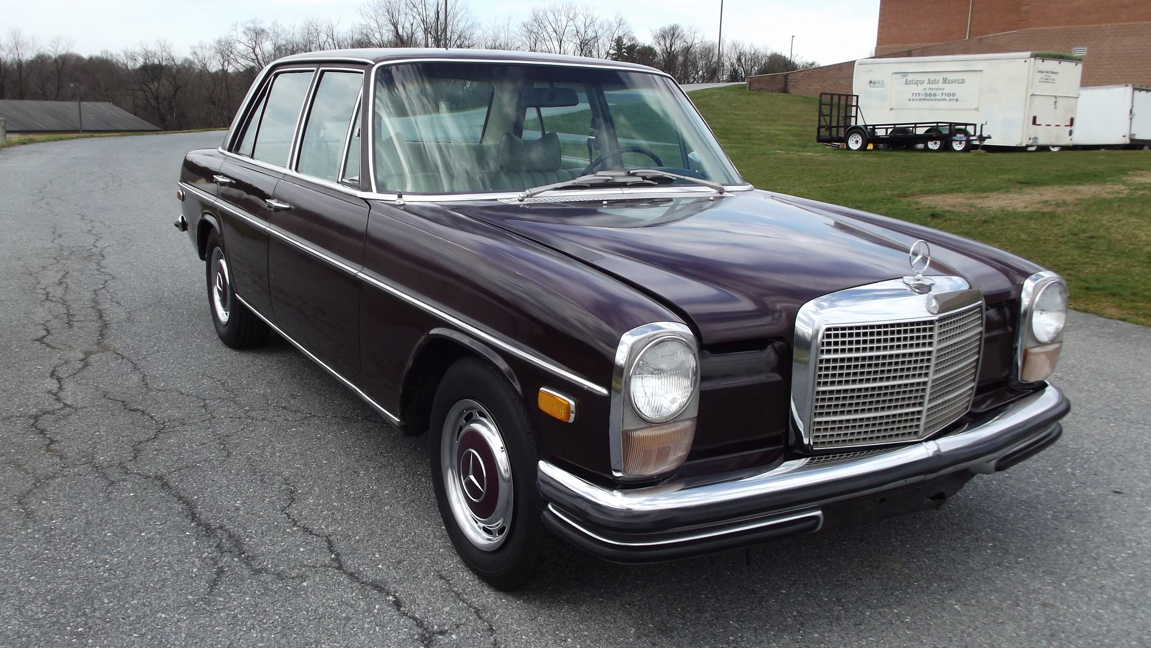 1970 Mercedes-Benz 250 Sedan.Runs and drives.Has been sitting for a while a
