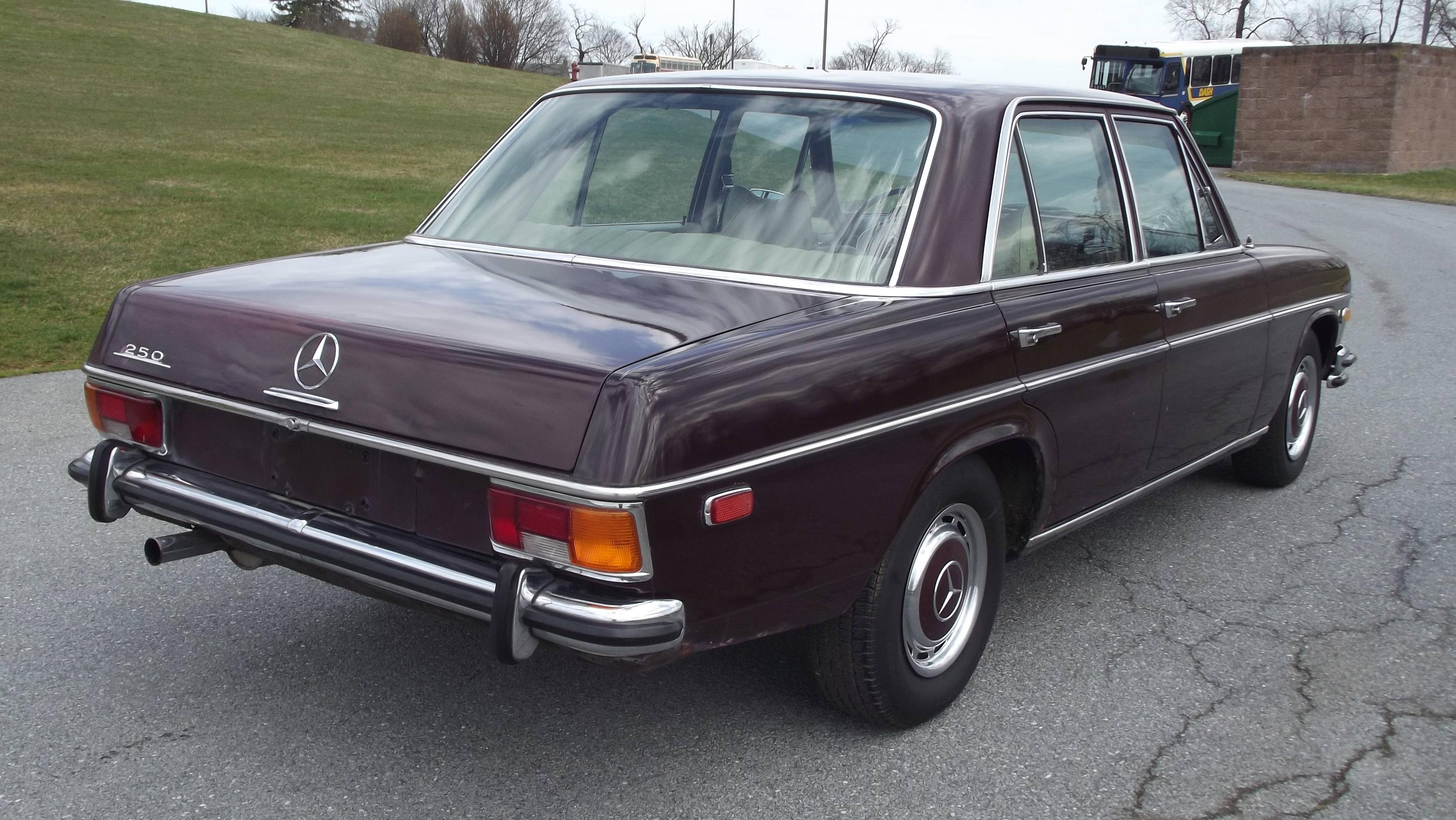 1970 Mercedes-Benz 250 Sedan.Runs and drives.Has been sitting for a while a