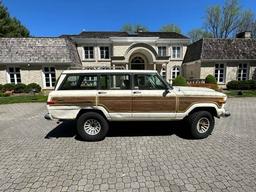 1987 Jeep Grand Wagoneer SUV. V8, automatic.New Tires.Clean Interior.