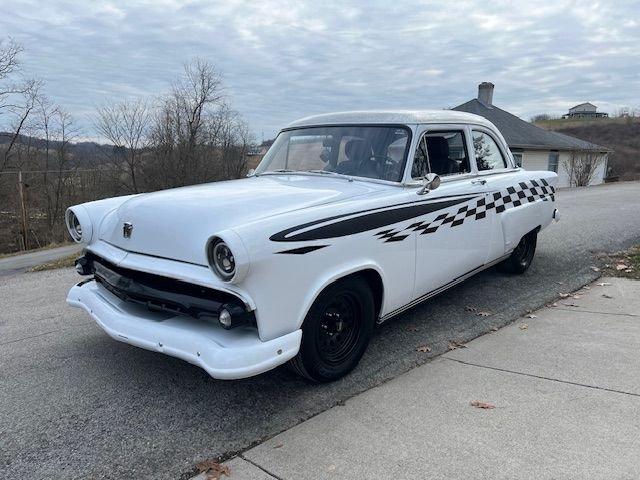 1954 Ford Mainline