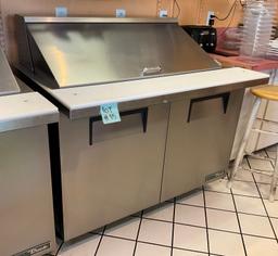 True 48" Sandwich/Salad Prep Table w/ Refrigerated Base Still Under Warranty