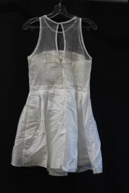 Neblon White Chiffon Sleeveless Cocktail Dress Size: 12