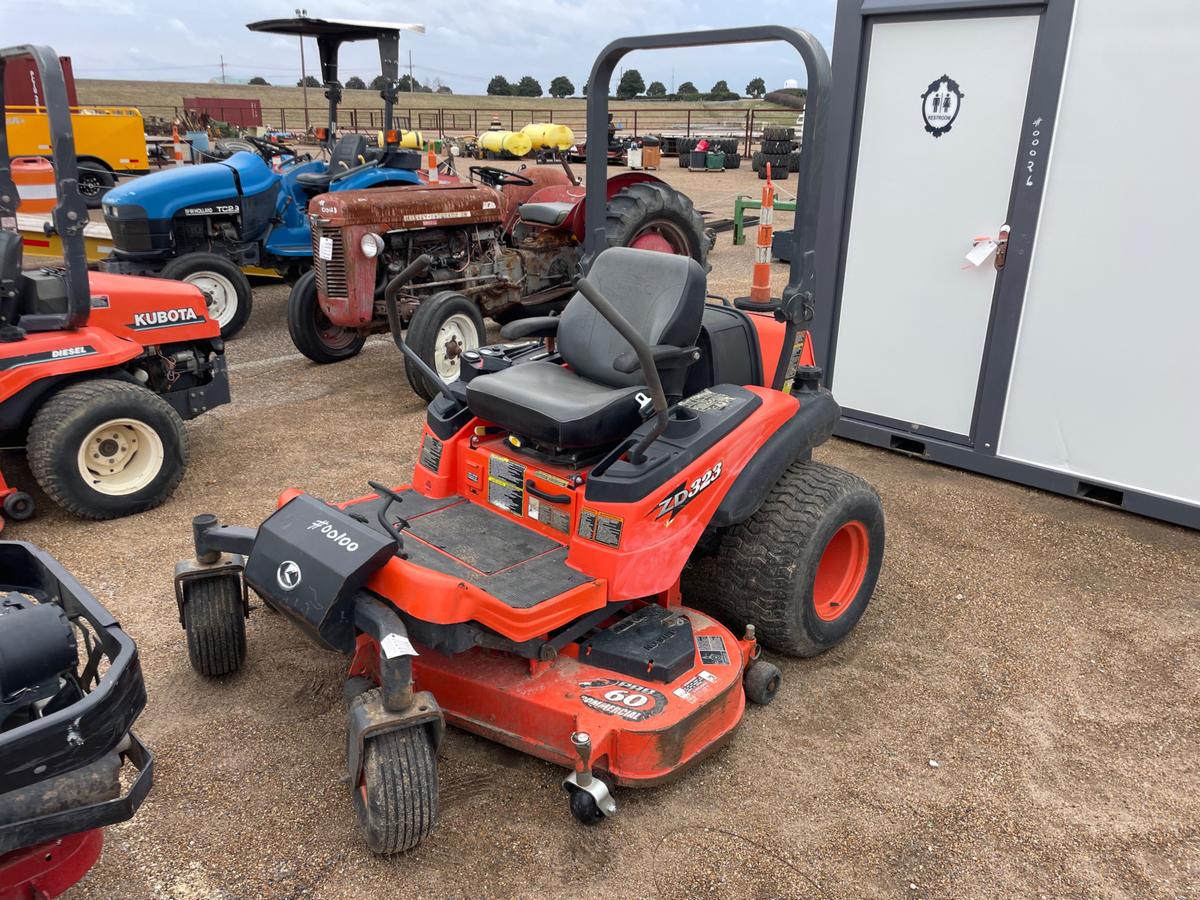 Kubota ZD323 Zero Turn Mower