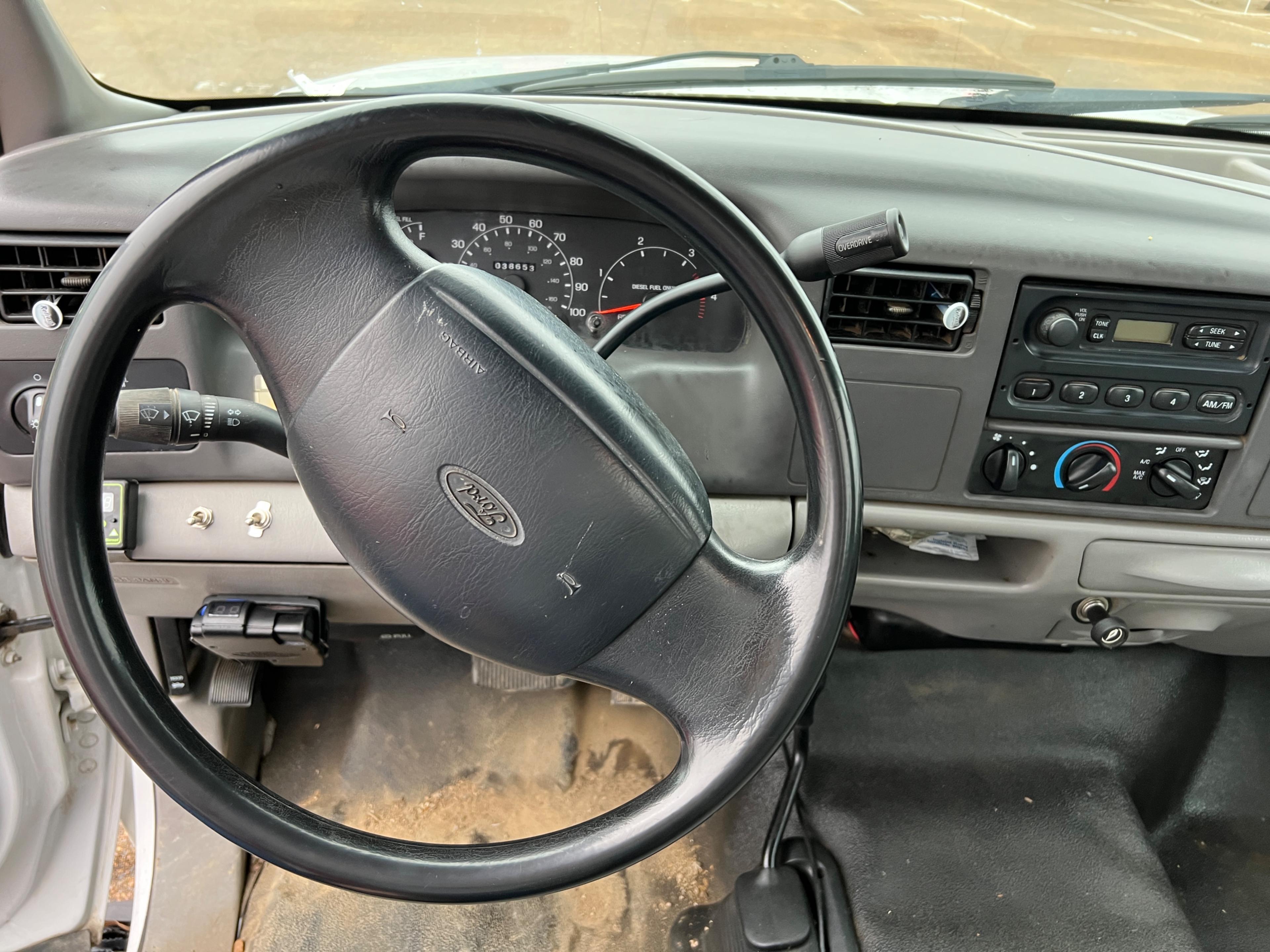 2000 Ford F550 Flatbed Truck