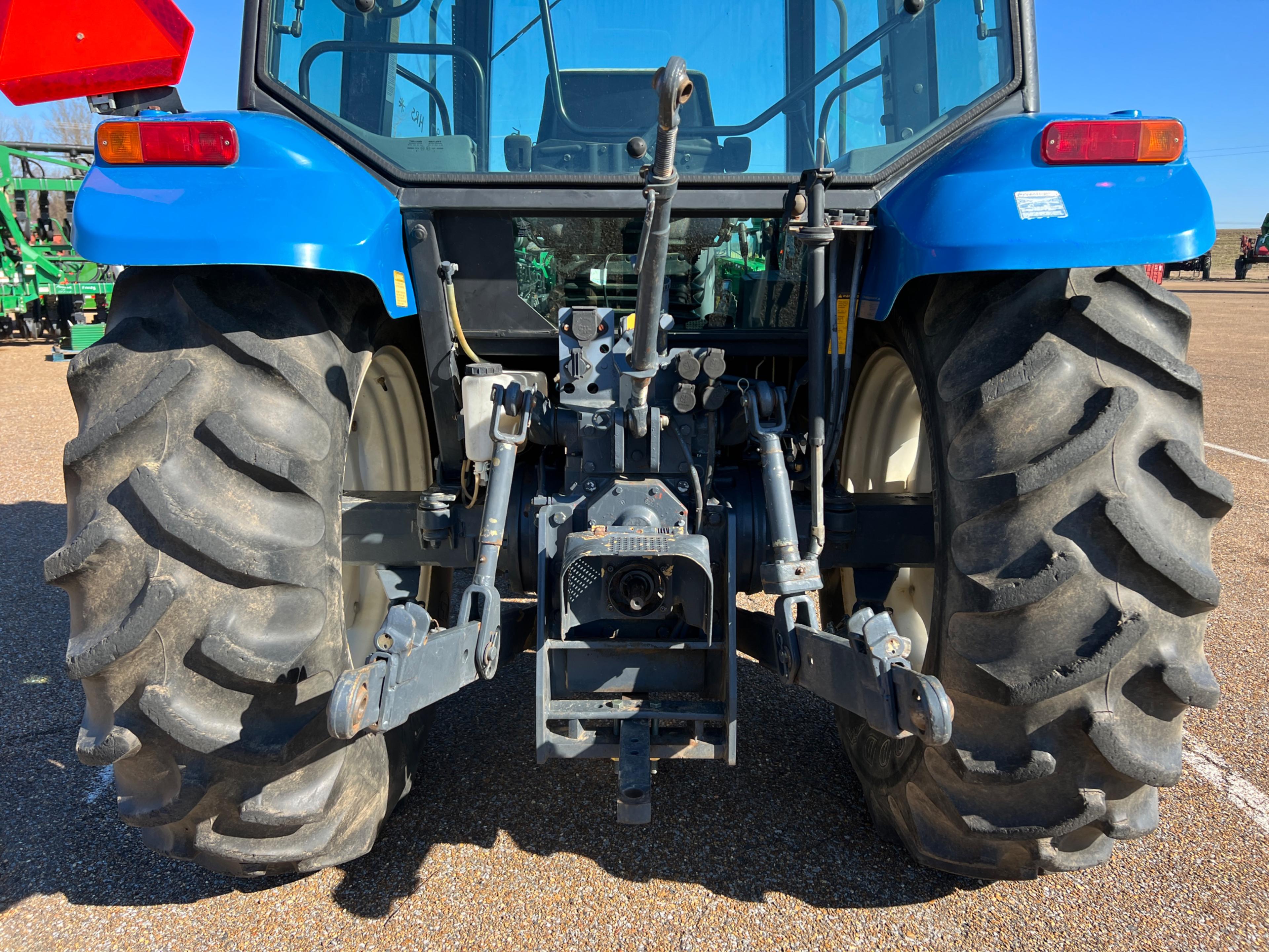 TL90 New Holland Tractor