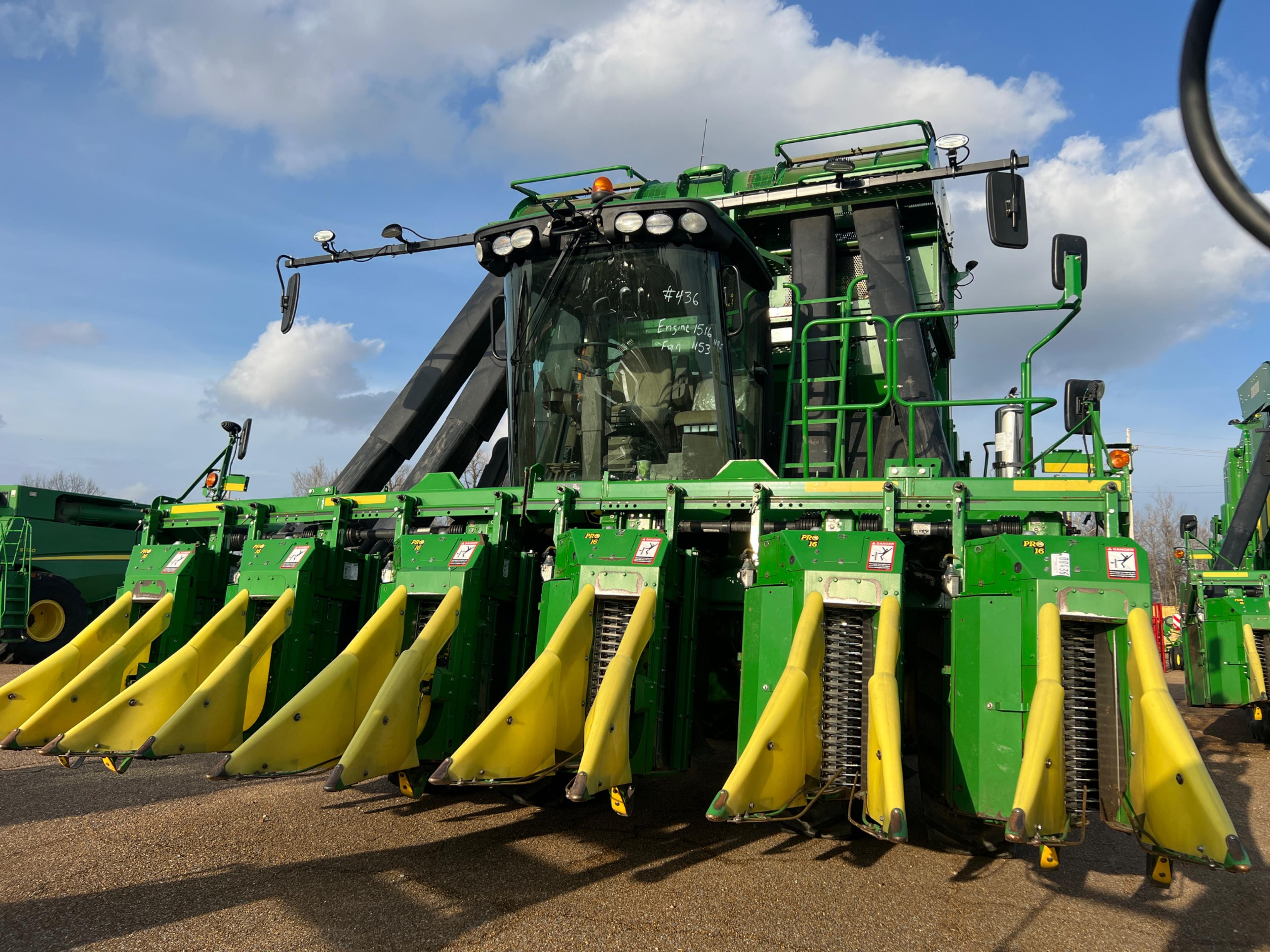 2019 John Deere CP690 Cotton Picker