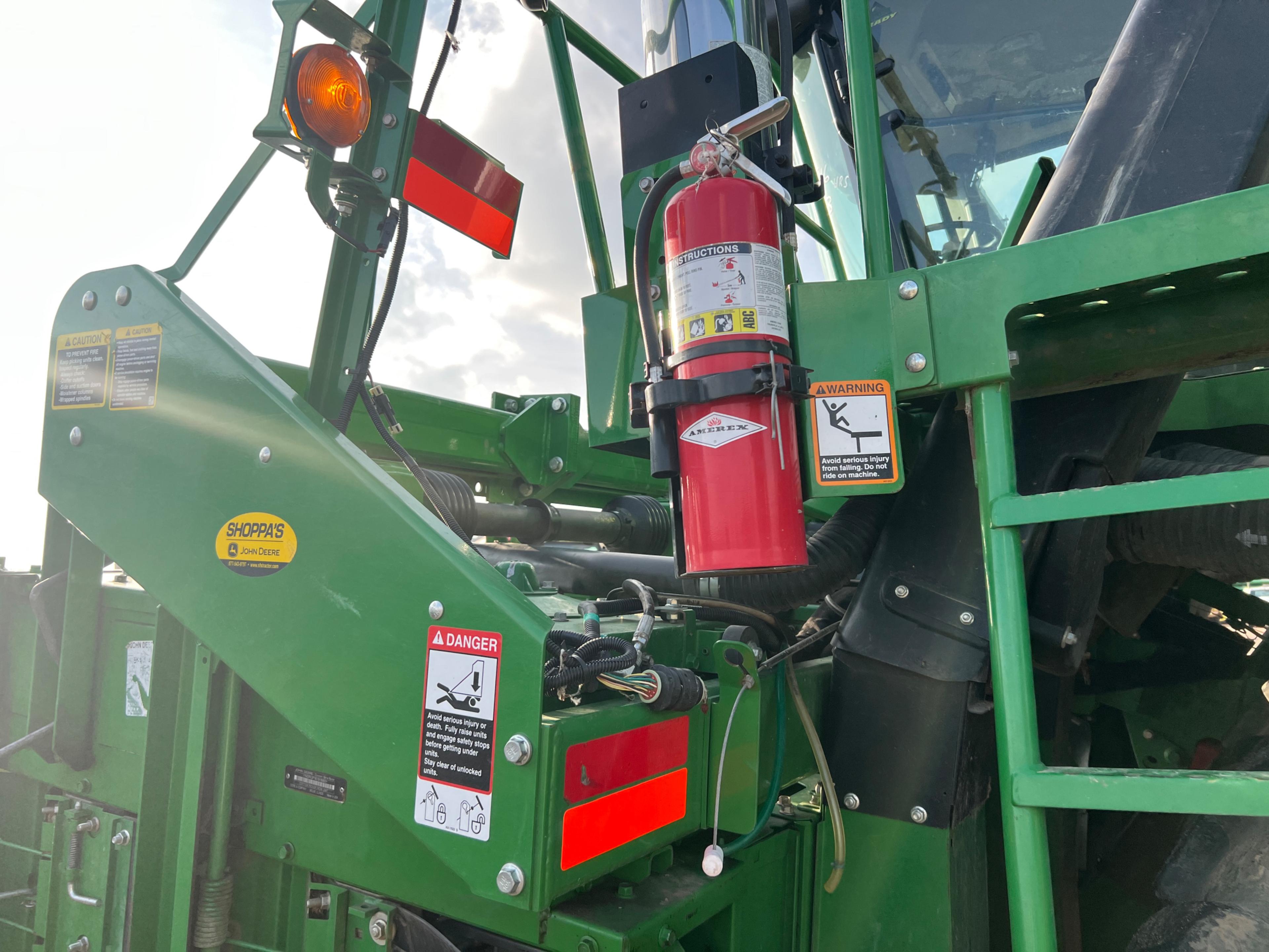 2019 John Deere CP690 Cotton Picker