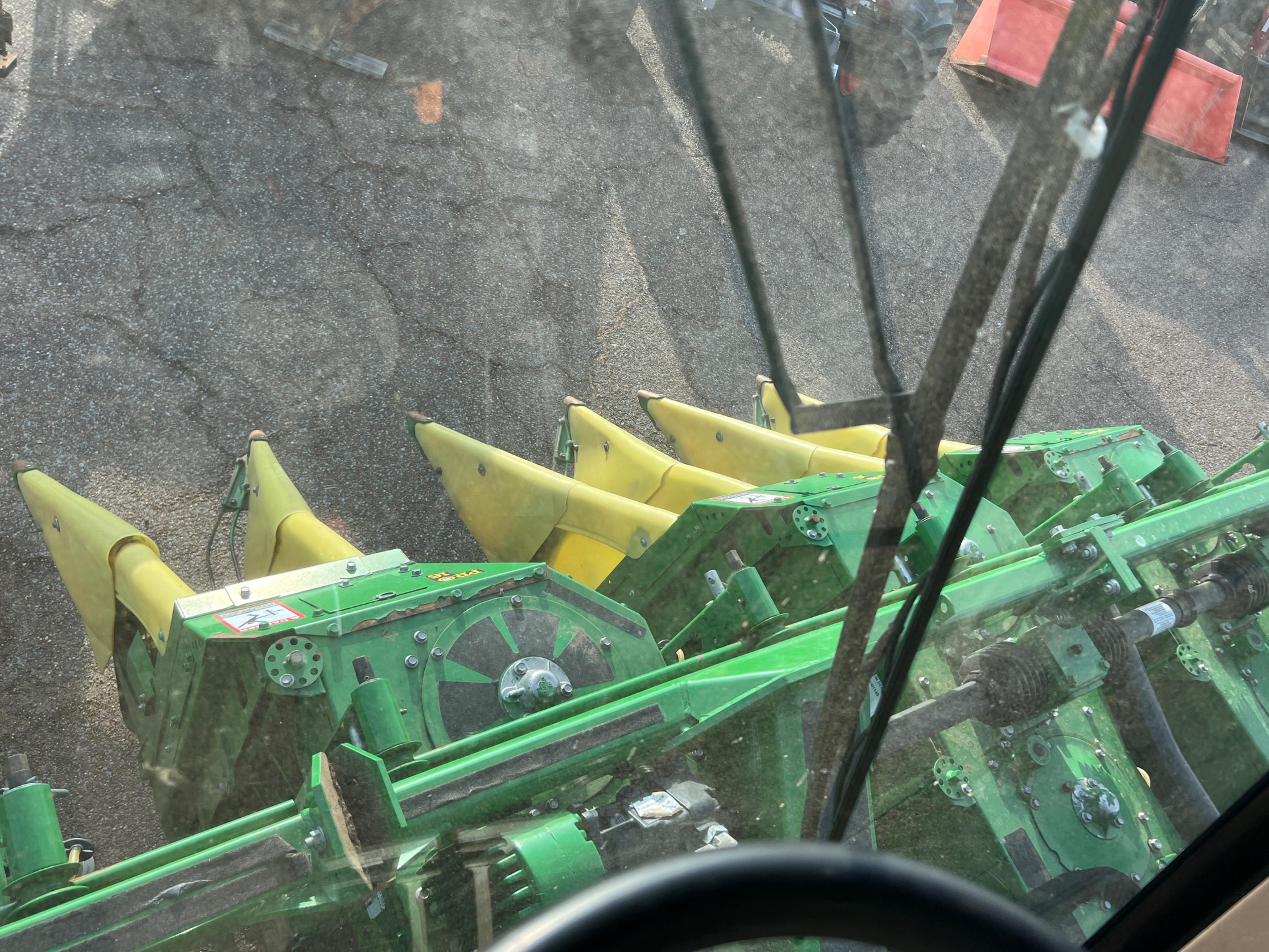 2019 John Deere CP690 Cotton Picker