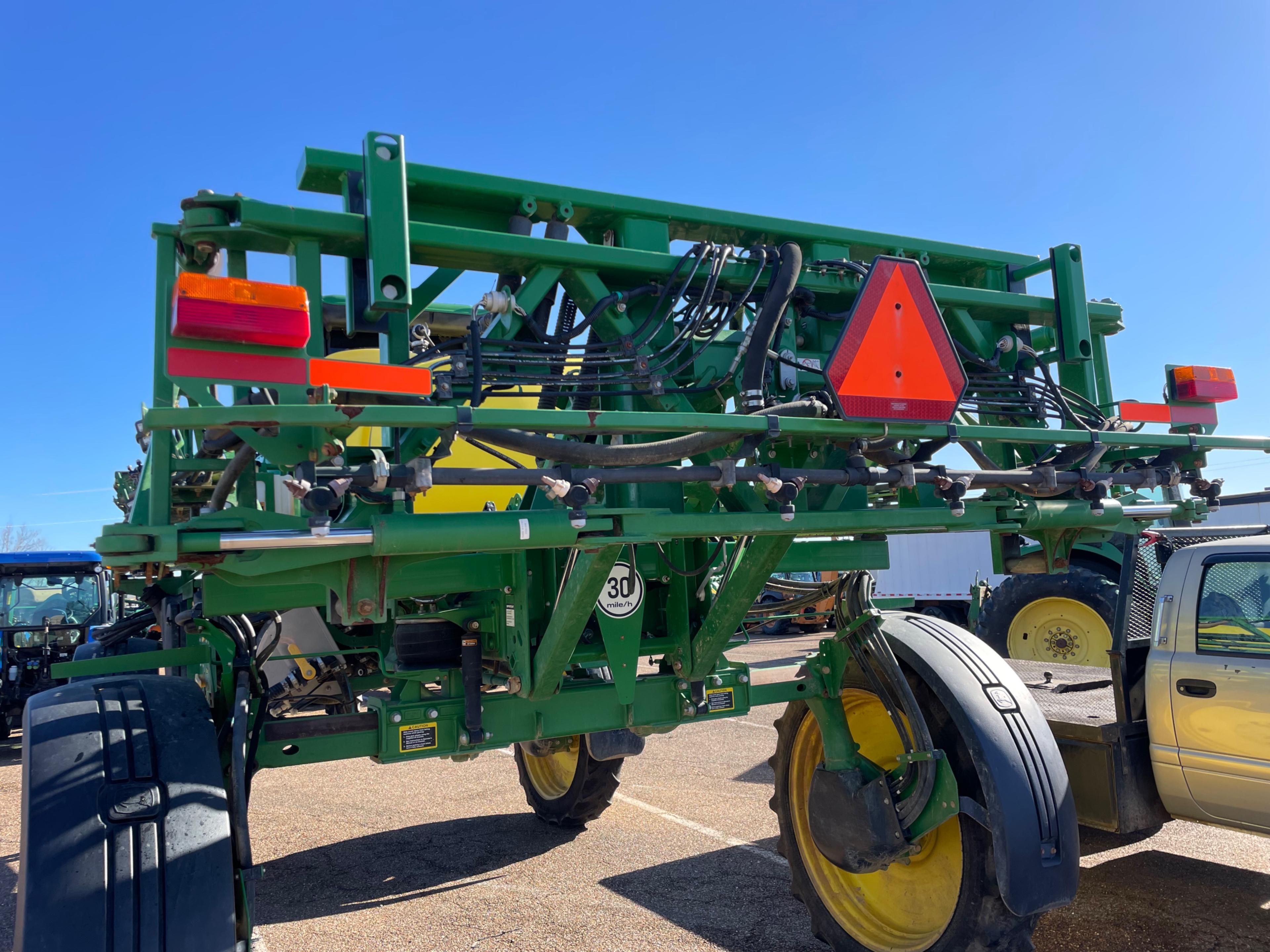 2017 John Deere R4023 Sprayer