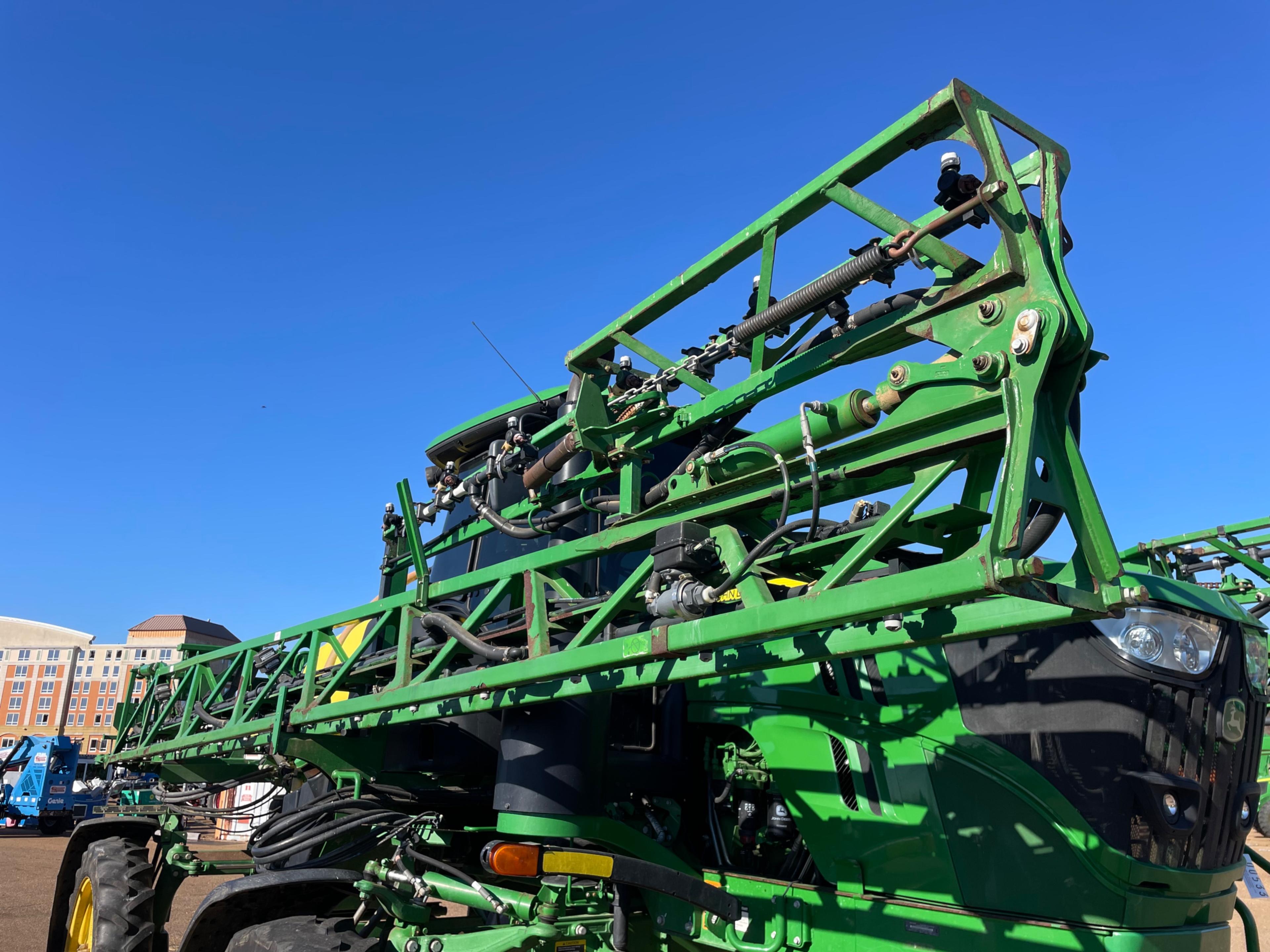 2017 John Deere R4023 Sprayer