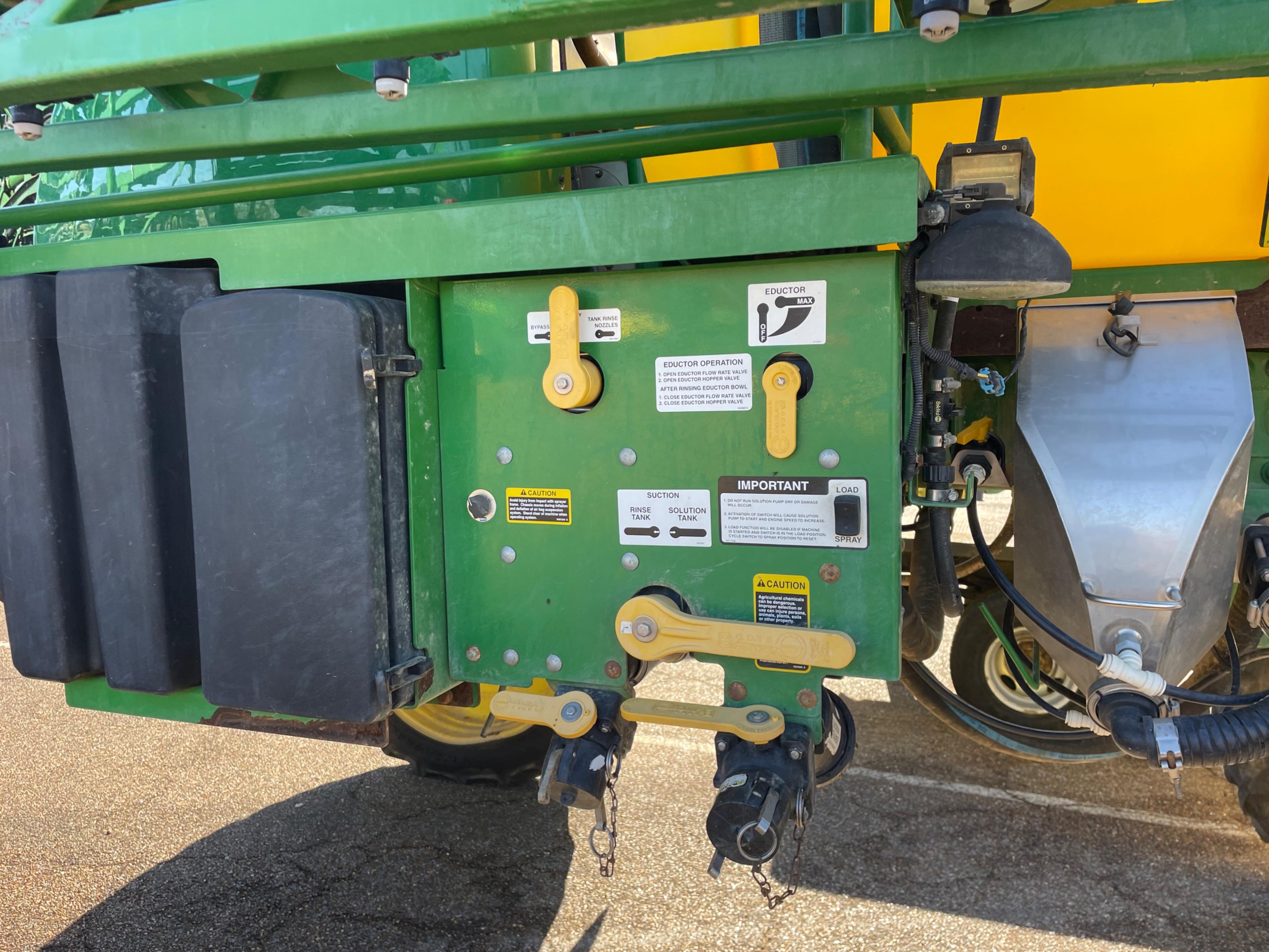 2017 John Deere R4023 Sprayer