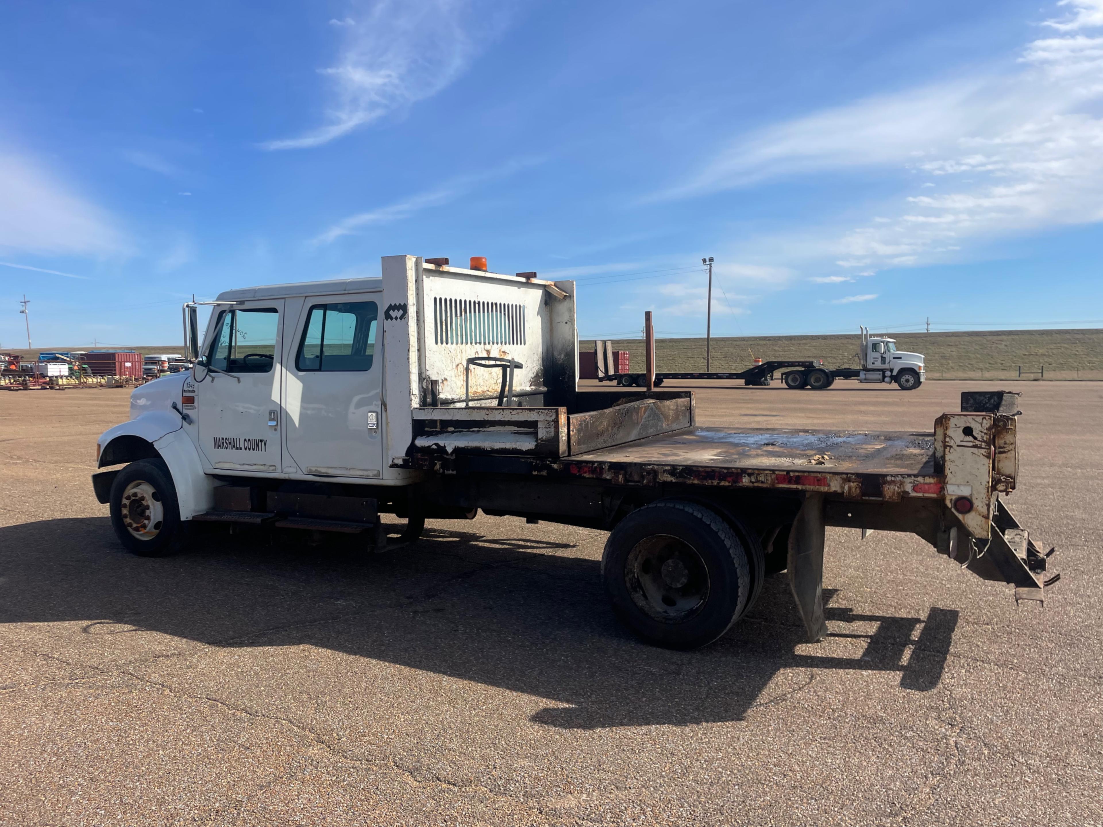 1999 International 4700 Truck