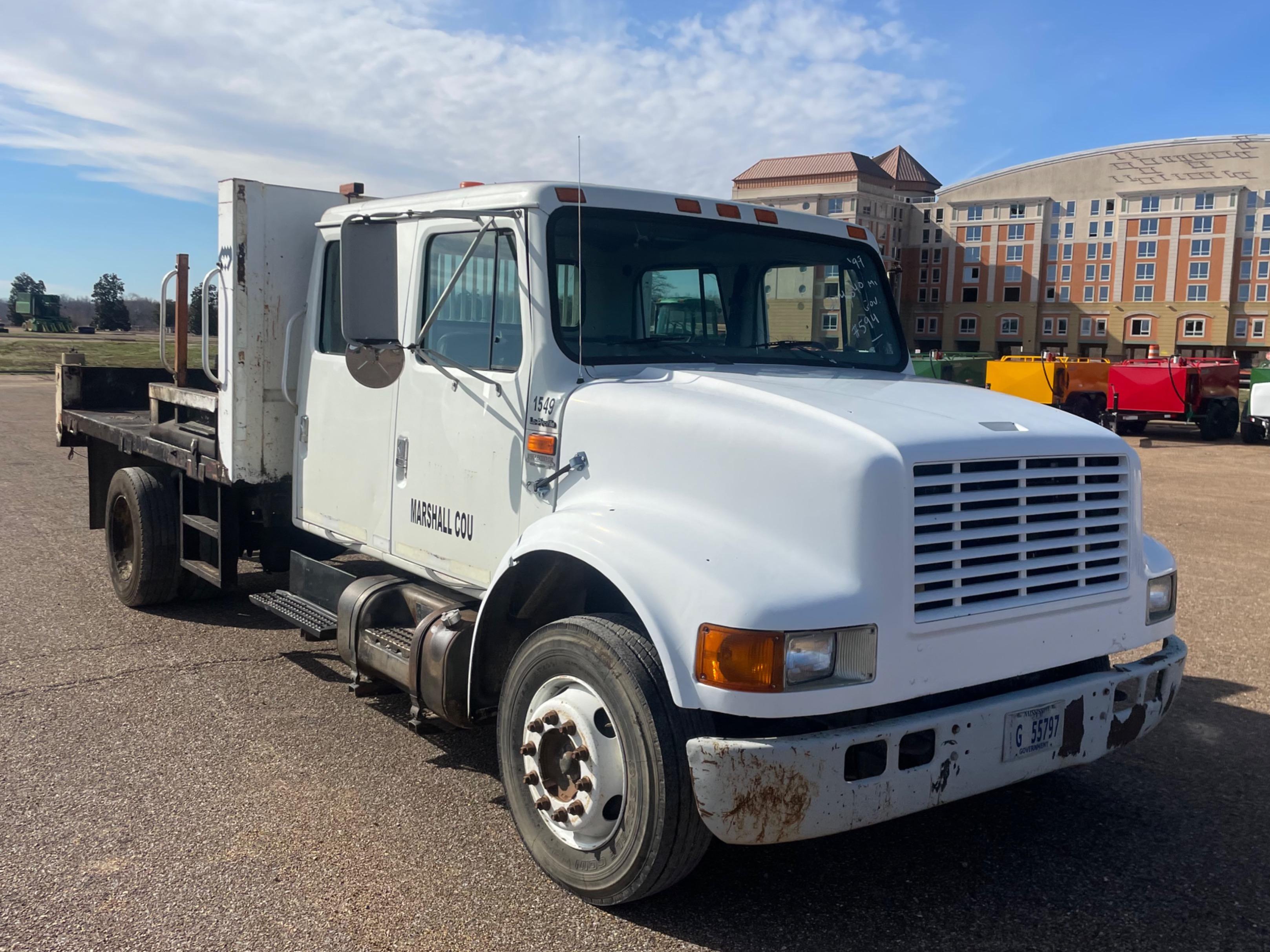 1999 International 4700 Truck